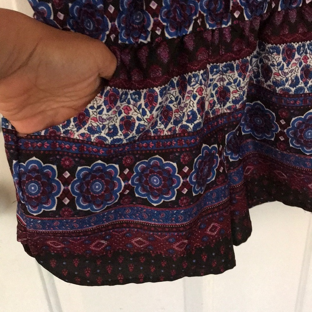 Fun pattern romper - Picture 2 of 4